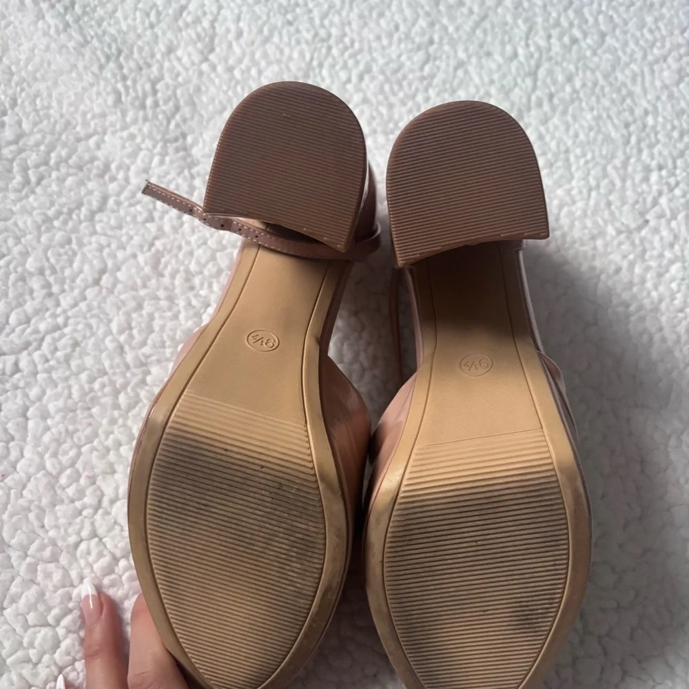 Target a New Day Tan chunky Platform Heels 9 1/2